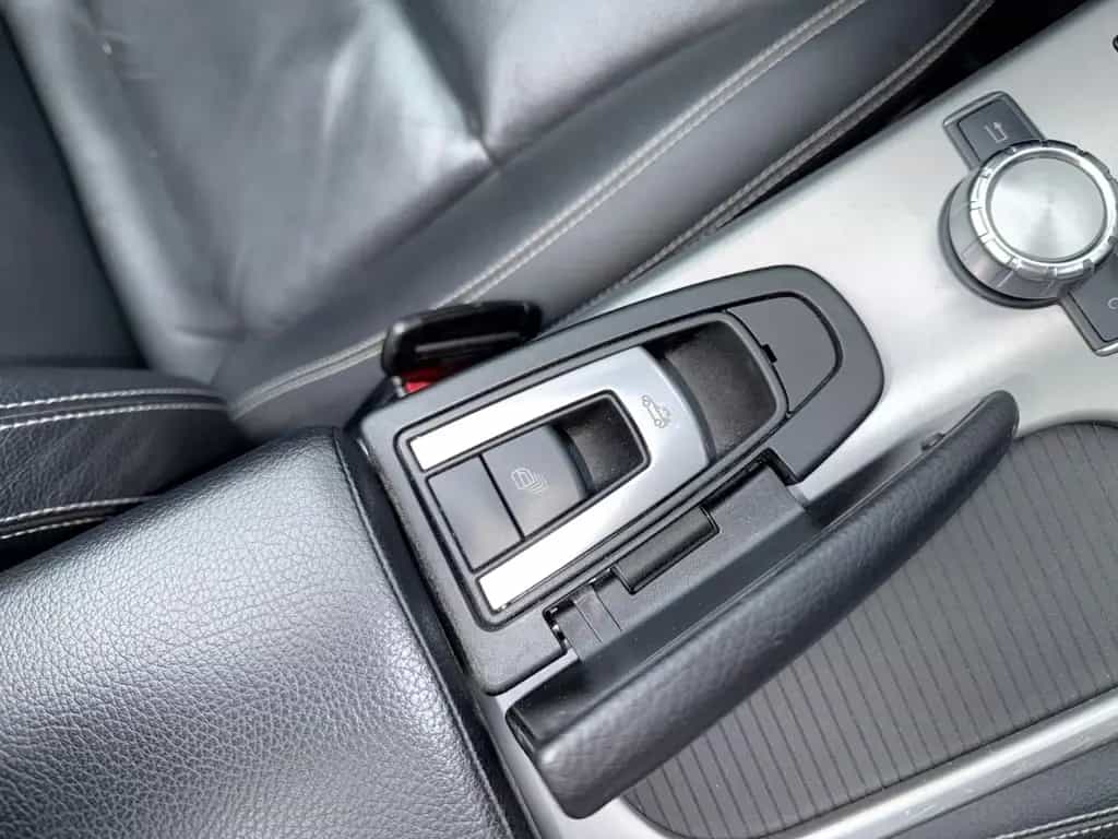 Mercedes-Benz SLK-Class 200 Cabrio/Roadster *NAVI*SITZH*AIRSCARF* 04/2011-photo-21