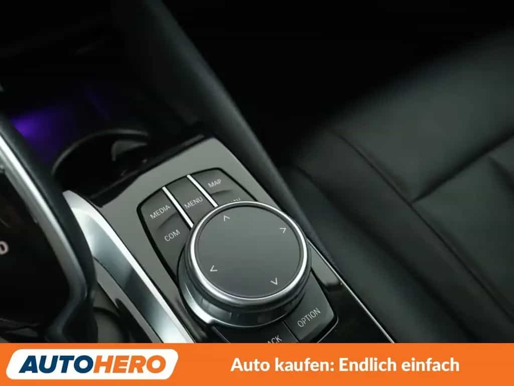 BMW 540 i xDrive Aut.*NAVI*LED*CAM*HUD*SHZ*TEMPO*ALU* 11/2019-photo-25