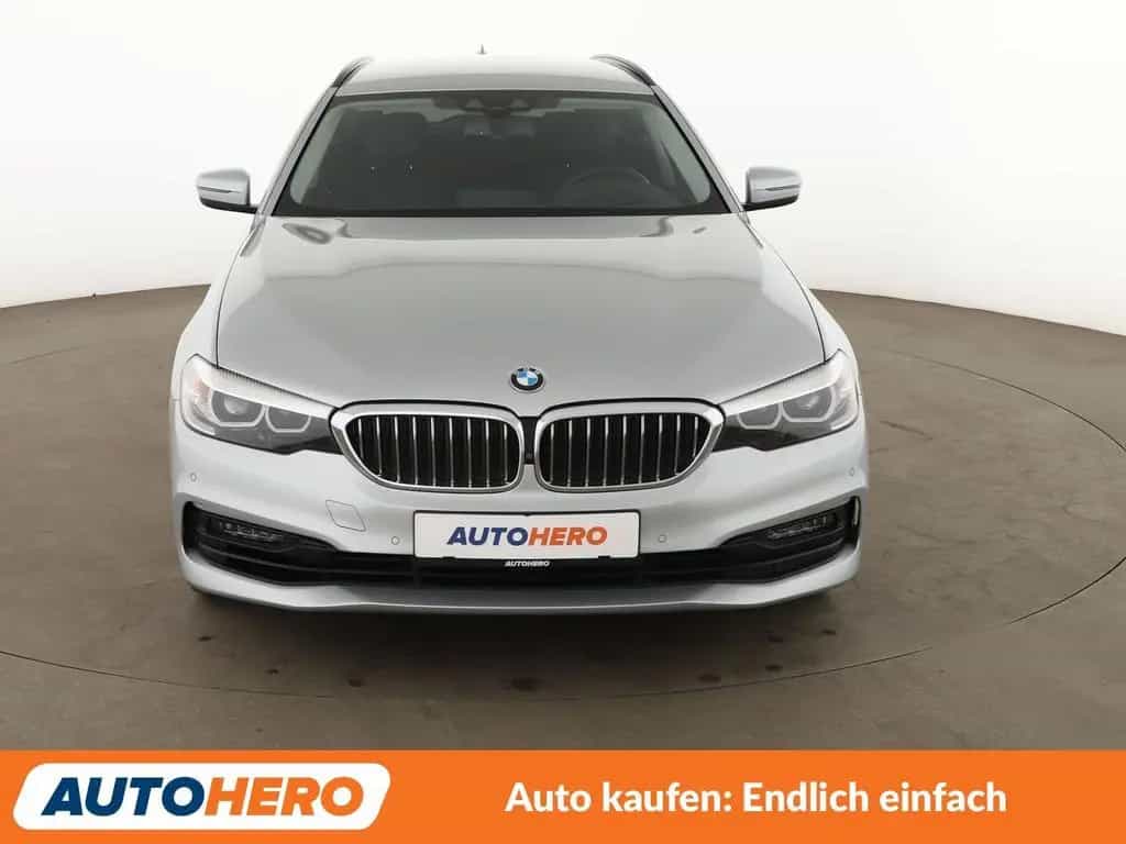 BMW 540 i xDrive Aut.*NAVI*LED*CAM*HUD*SHZ*TEMPO*ALU* 11/2019-photo-8