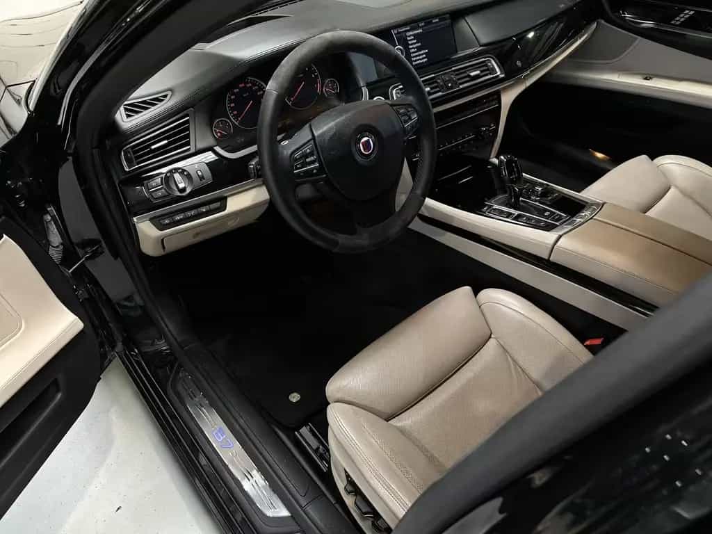 ALPINA B7 Biturbo Allrad 02/2011-photo-12