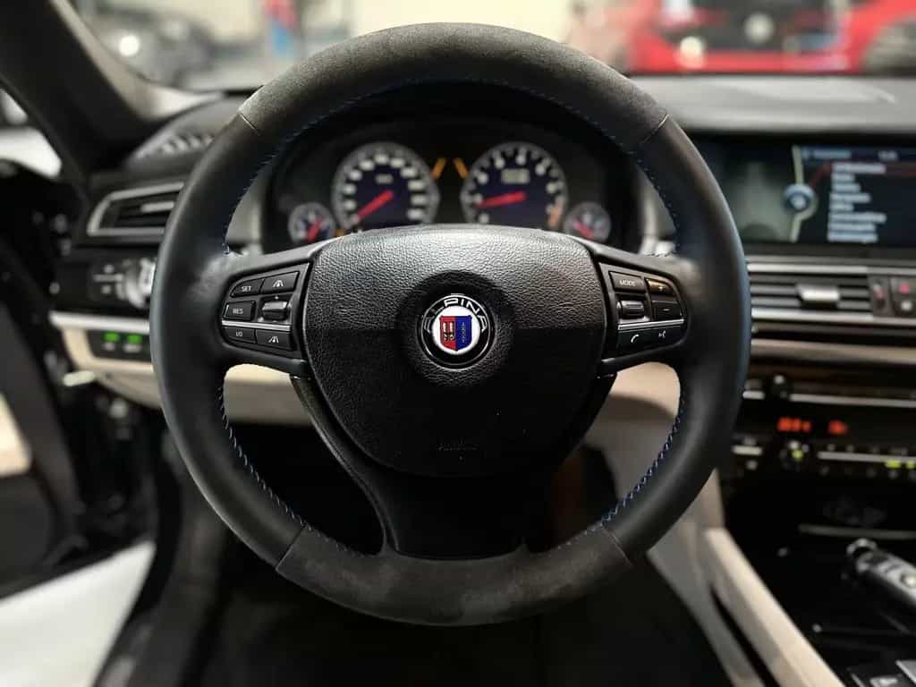 ALPINA B7 Biturbo Allrad 02/2011-photo-16