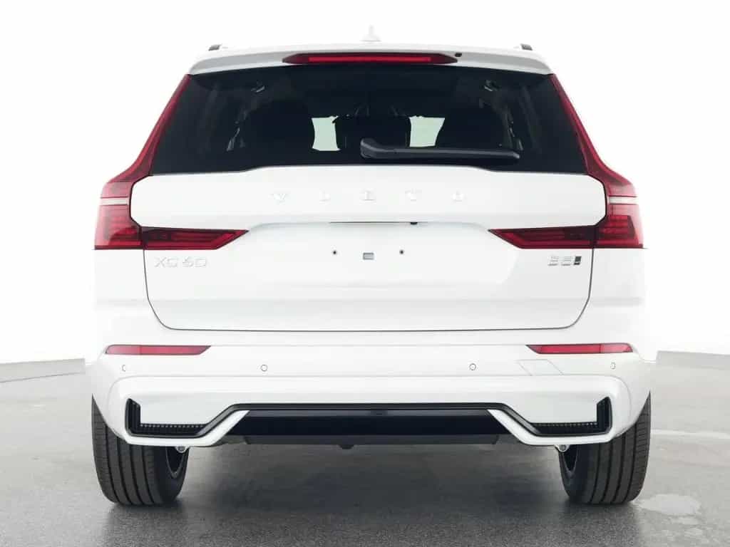 Volvo XC60 FACELIFT Plus Dark AWD HUD Digitales Cockpi 07/2025-photo-2