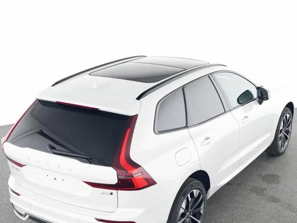 Volvo XC60 FACELIFT Plus Dark AWD HUD Digitales Cockpi 07/2025-photo-5