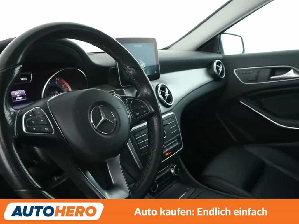 Mercedes-Benz GLA 200 GLA-Klasse GLA 200 Urban Aut.*NAVI*XENON*TEMPO* 10/2016-photo-10