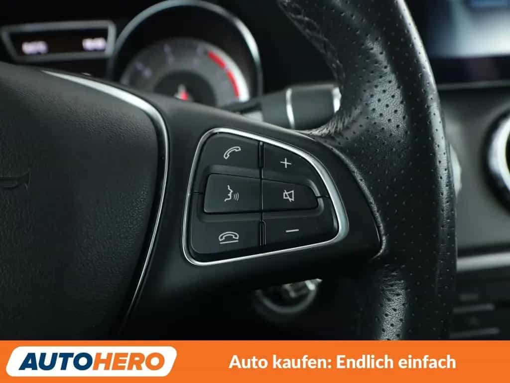Mercedes-Benz GLA 200 GLA-Klasse GLA 200 Urban Aut.*NAVI*XENON*TEMPO* 10/2016-photo-26