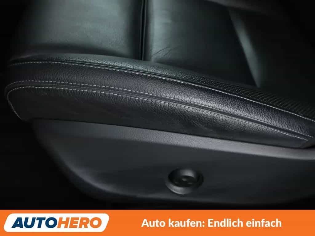 Mercedes-Benz GLA 200 GLA-Klasse GLA 200 Urban Aut.*NAVI*XENON*TEMPO* 10/2016-photo-32