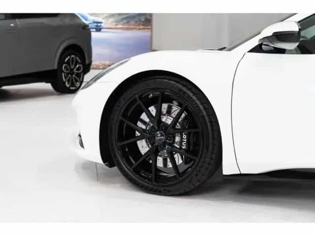 Lotus Emira 2.0 Turbo 298 kW SE *LOTUS HANNOVER* null-photo-12
