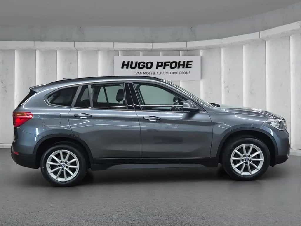 BMW X1 sDrive16d 10/2021-photo-5
