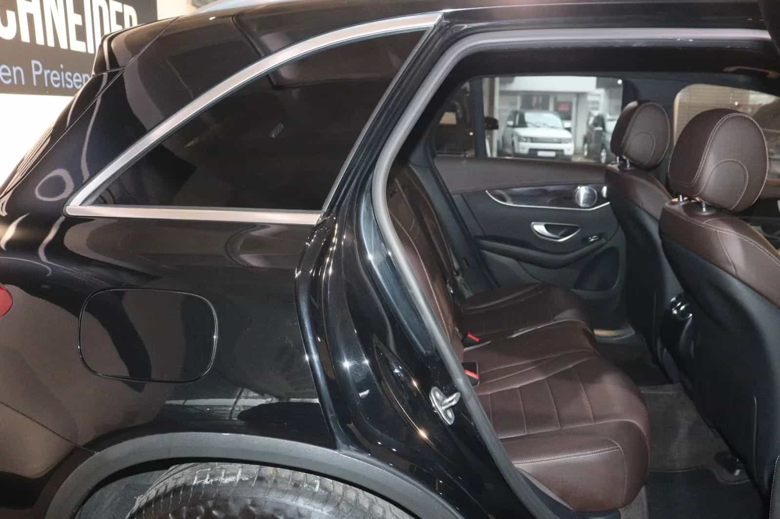 Mercedes-Benz GLC-Class 250 12/2016-photo-17