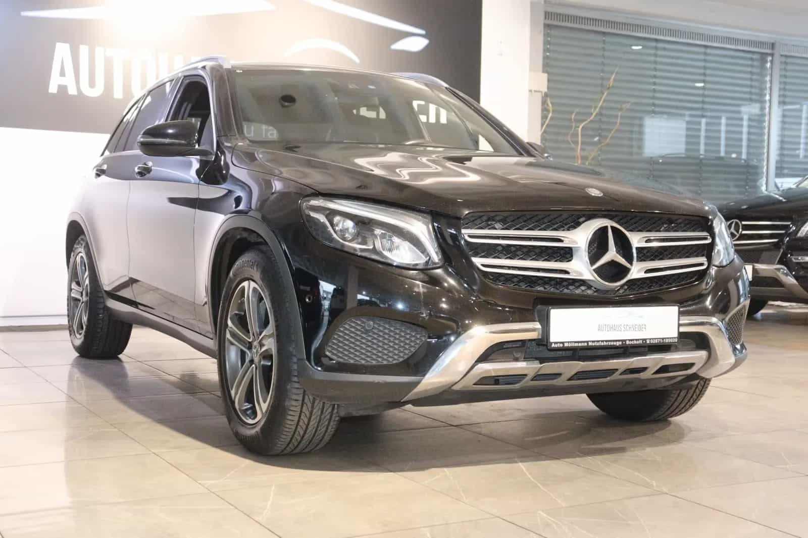 Mercedes-Benz GLC-Class 250 12/2016-photo-2
