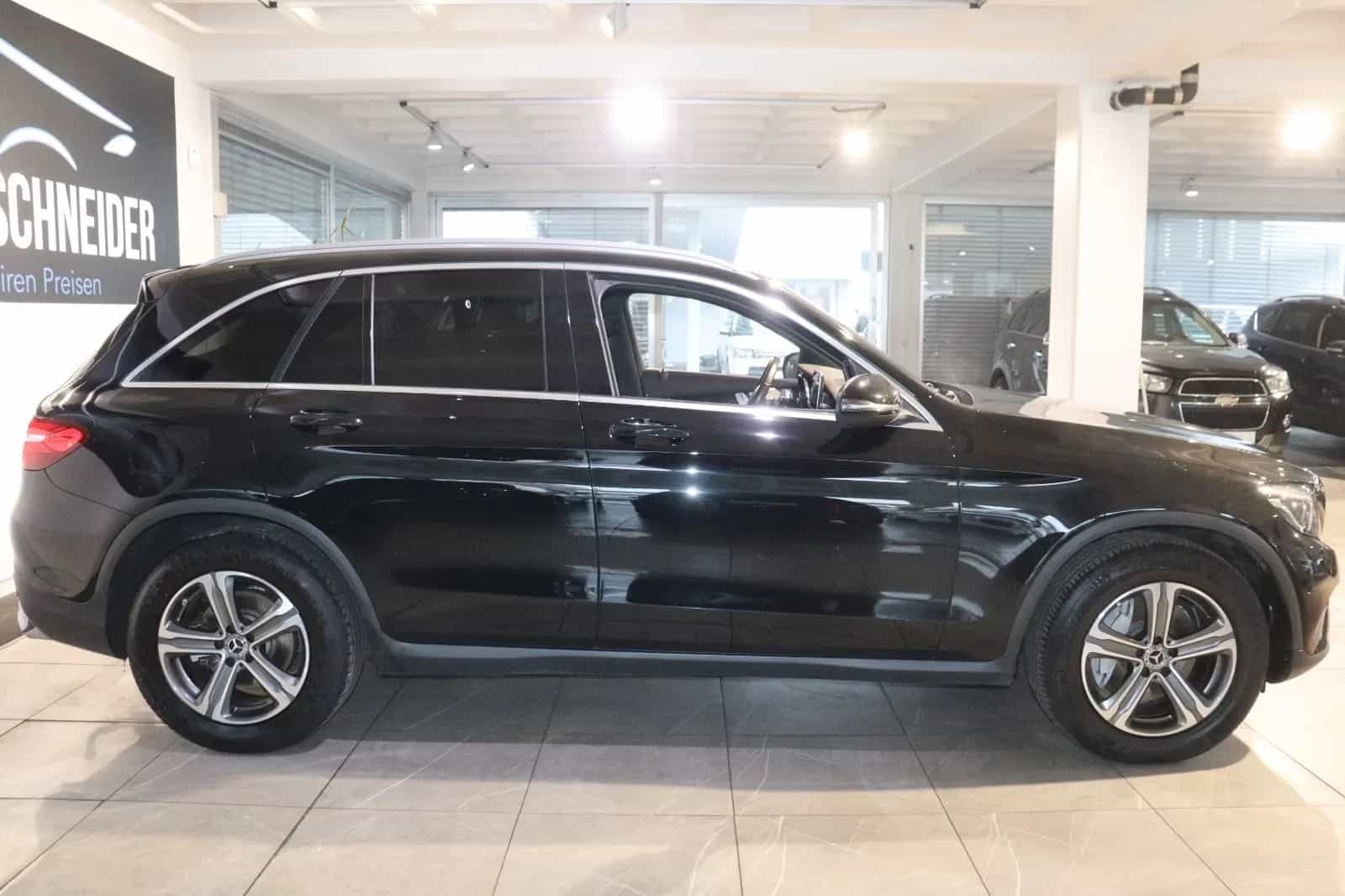 Mercedes-Benz GLC-Class 250 12/2016-photo-4