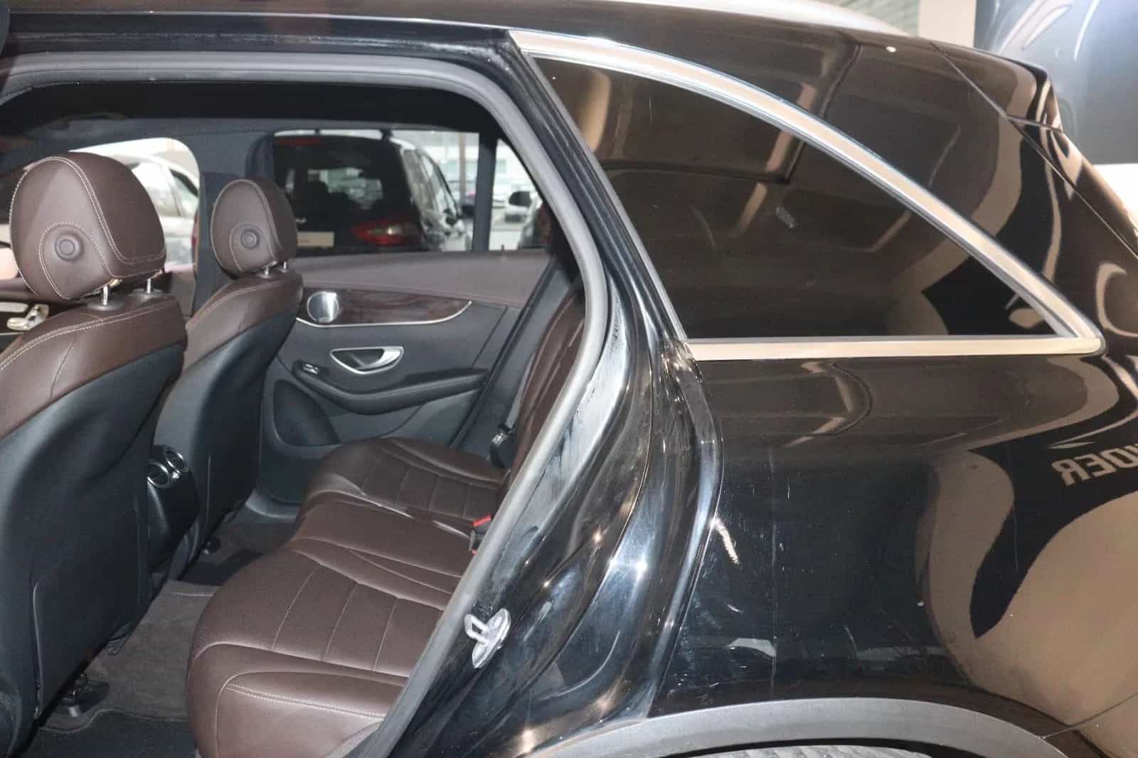 Mercedes-Benz GLC-Class 250 12/2016-photo-9