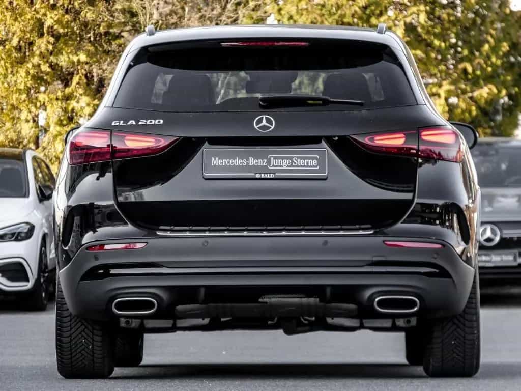 Mercedes-Benz GLA-Class 200 AMG-Sport/Pano/MBeam/Distr/Night/AHK/360 01/2025-photo-19