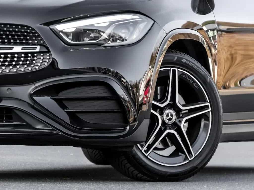 Mercedes-Benz GLA-Class 200 AMG-Sport/Pano/MBeam/Distr/Night/AHK/360 01/2025-photo-5