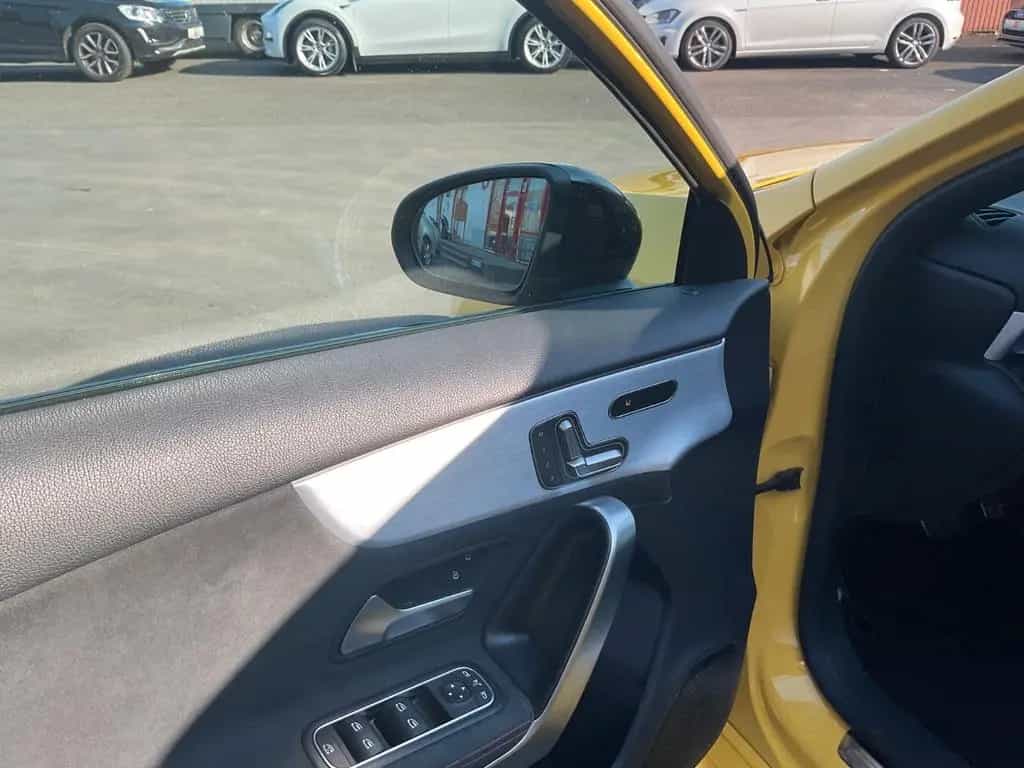 Mercedes-Benz A-Class 35 AMG 4Matic AERO PAKET 360 Kamera Navi SHZ 10/2019-photo-29