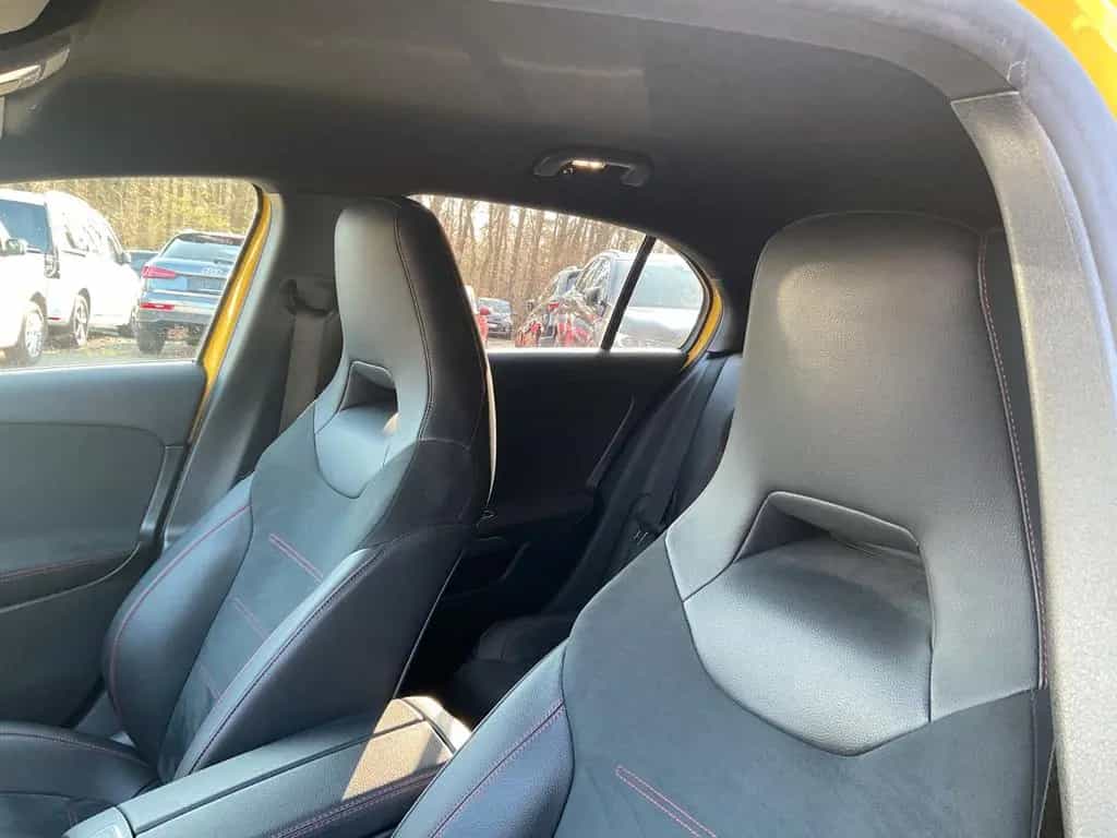 Mercedes-Benz A-Class 35 AMG 4Matic AERO PAKET 360 Kamera Navi SHZ 10/2019-photo-31