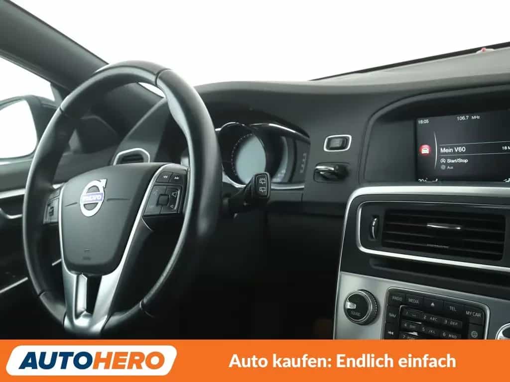 Volvo V60 2.4 D4 Summum AWD Aut.*NAVI*BiXENON*CAM*SHZ* 12/2016-photo-12