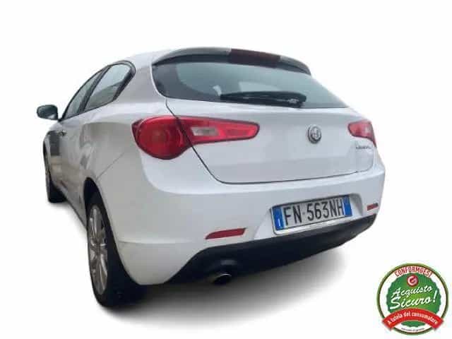 Alfa Romeo Giulietta ROMEO Giulietta 1.6 JTDm 120 CV Super 04/2018-photo-2