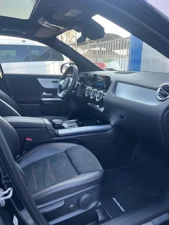 Mercedes-Benz GLA-Class 250 4MATIC 8G AMG-LINE PANORAMA LED KAMERA 04/2021-photo-11