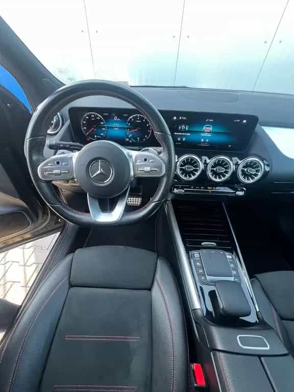 Mercedes-Benz GLA-Class 250 4MATIC 8G AMG-LINE PANORAMA LED KAMERA 04/2021-photo-15