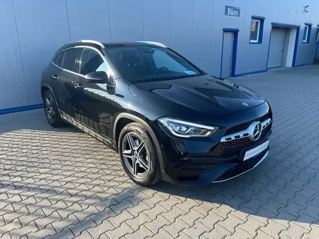 Mercedes-Benz GLA-Class 250 4MATIC 8G AMG-LINE PANORAMA LED KAMERA 04/2021-photo-2