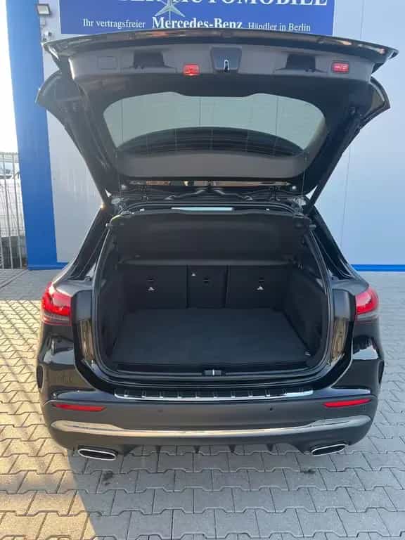 Mercedes-Benz GLA-Class 250 4MATIC 8G AMG-LINE PANORAMA LED KAMERA 04/2021-photo-8