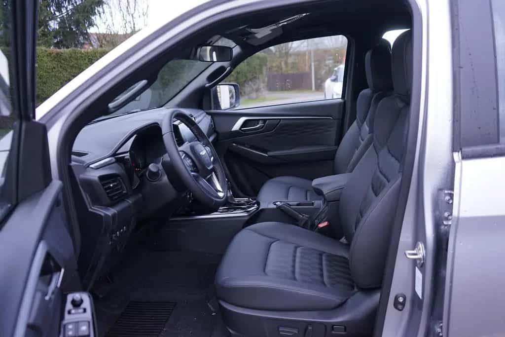 Isuzu D-Max 1.9D Double Cab 4WD LSE*LED*KAMERA*AKTION* 01/2026-photo-10