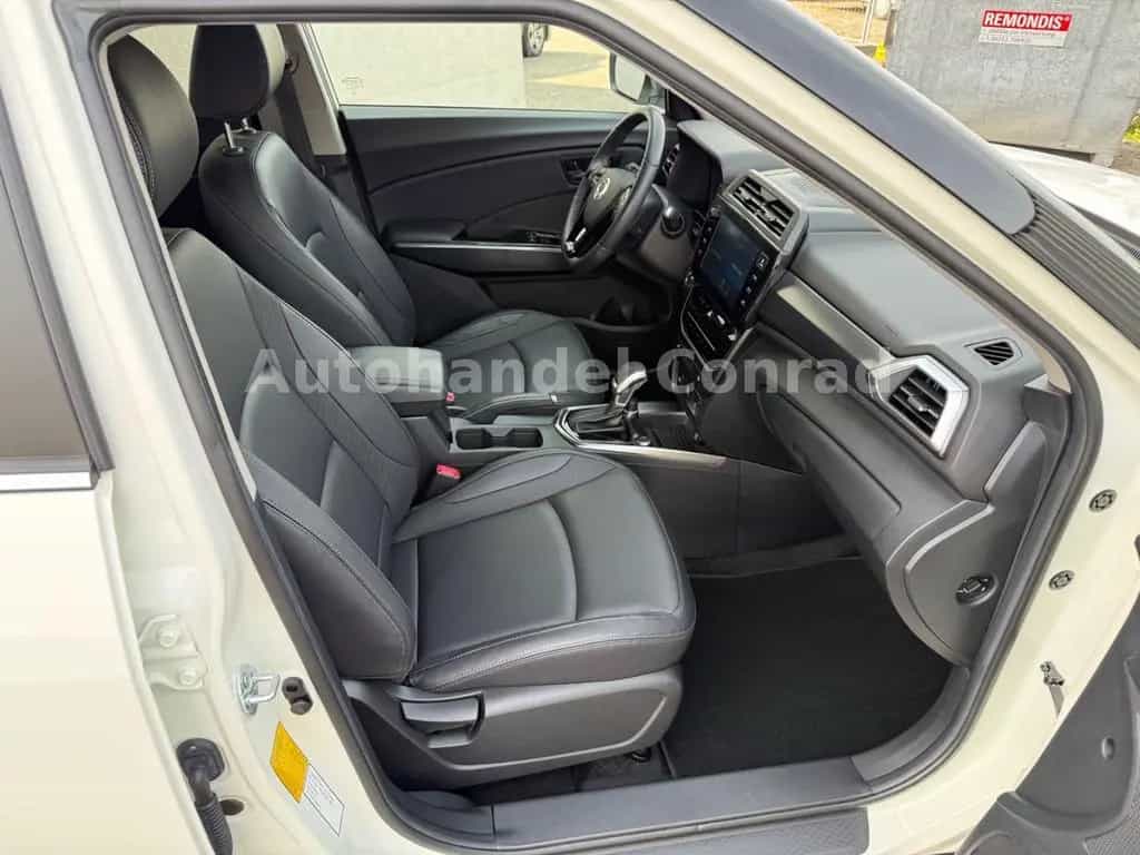 Ssangyong Tivoli Grand 1-5 T-GDI*AUTOMATIK*LEDER*1.HAND 08/2024-photo-14