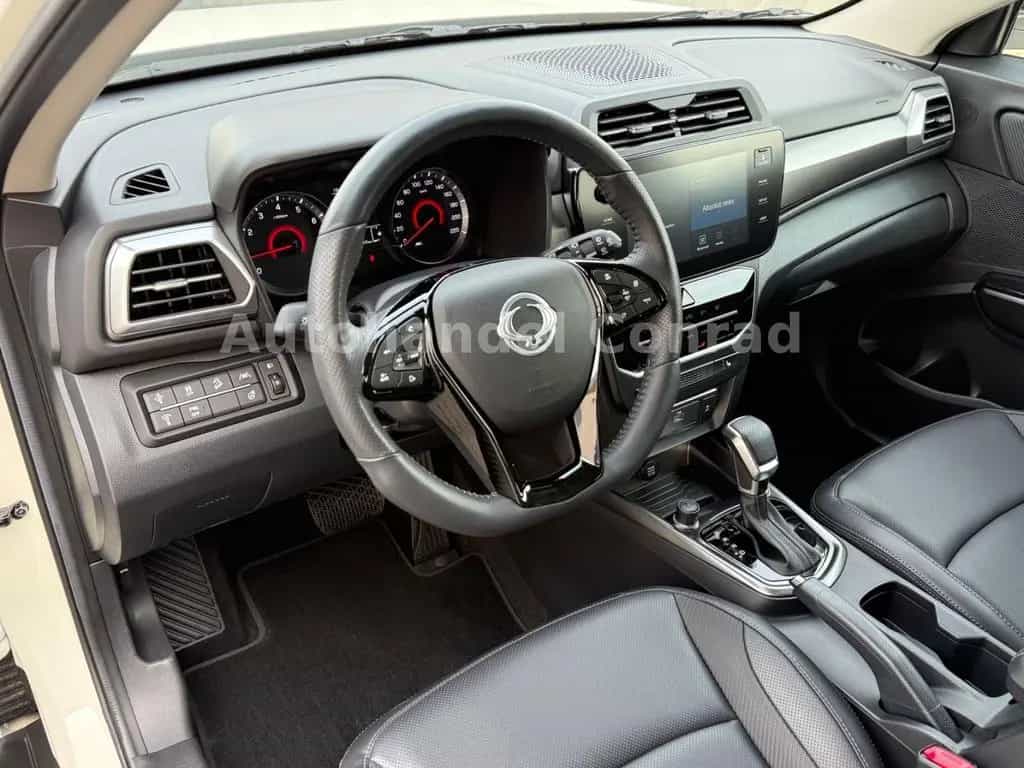 Ssangyong Tivoli Grand 1-5 T-GDI*AUTOMATIK*LEDER*1.HAND 08/2024-photo-18