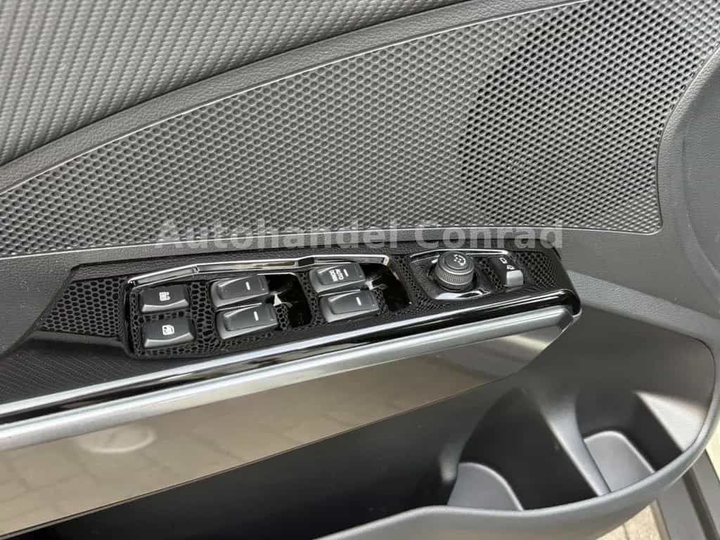 Ssangyong Tivoli Grand 1-5 T-GDI*AUTOMATIK*LEDER*1.HAND 08/2024-photo-30