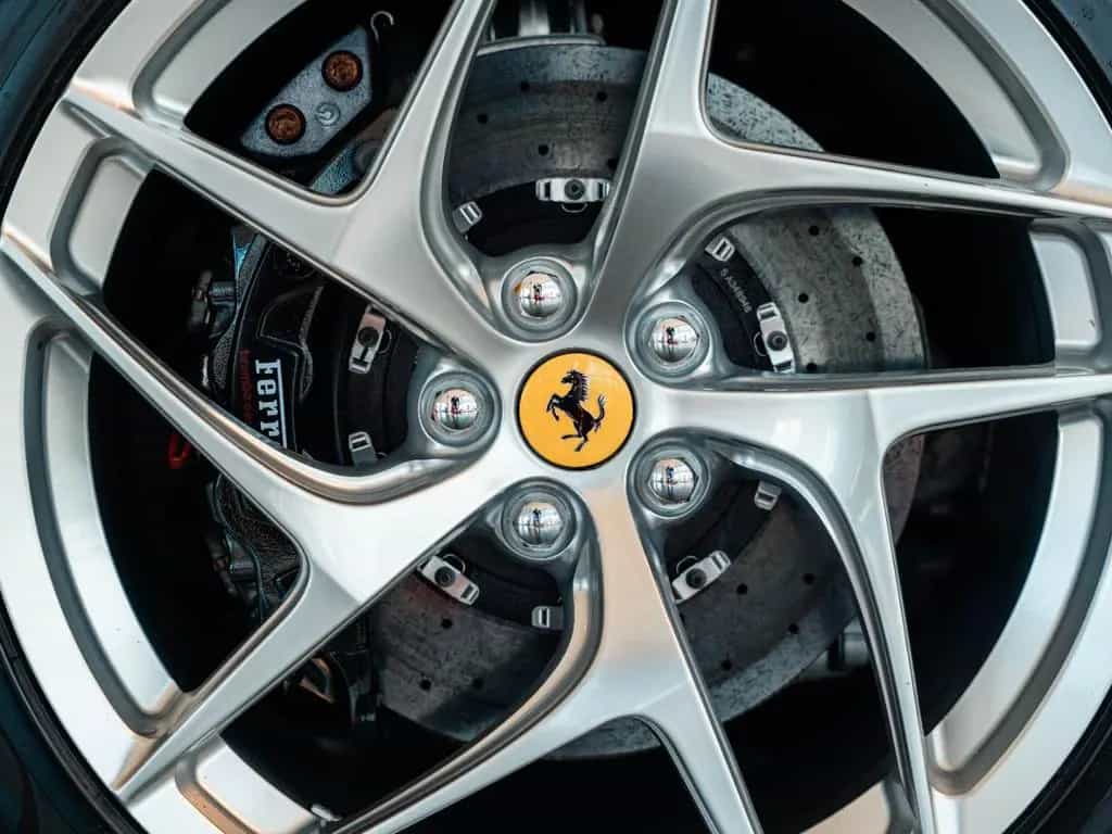 Ferrari 812 Superfast Rosso70Anni*JBL*Lift*Apple-Carplay 12/2020-photo-17