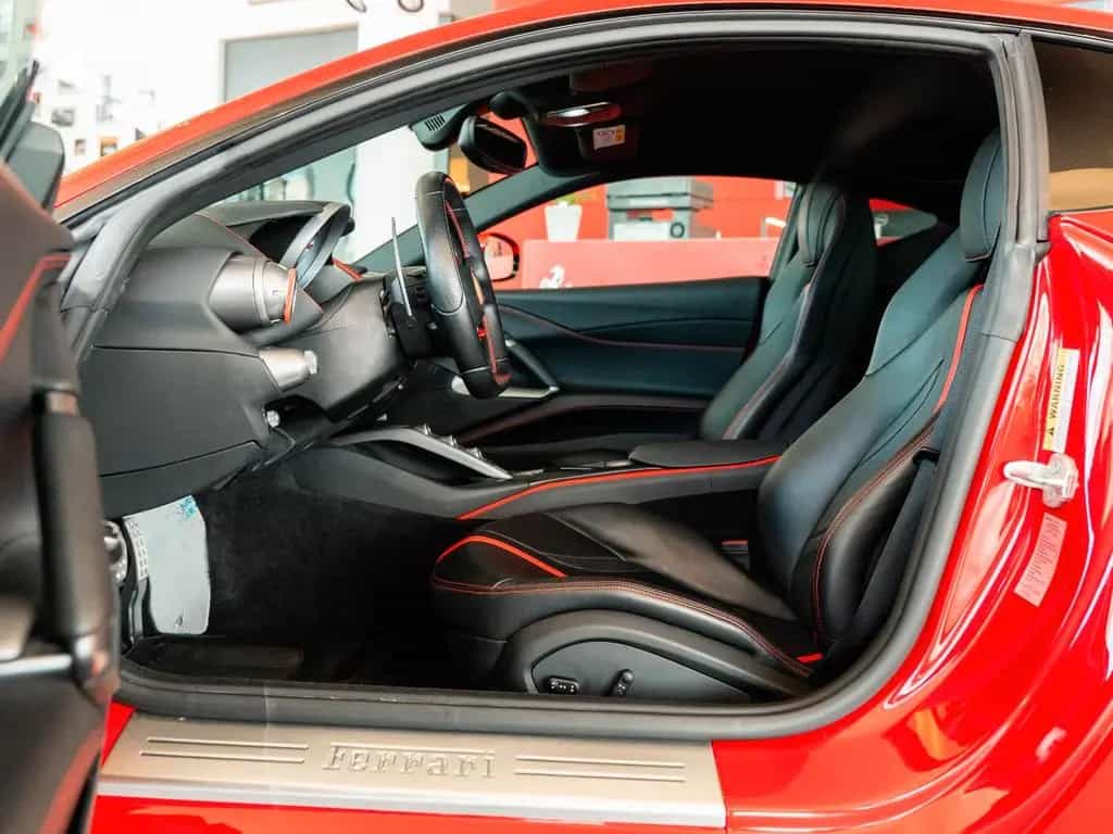 Ferrari 812 Superfast Rosso70Anni*JBL*Lift*Apple-Carplay 12/2020-photo-18