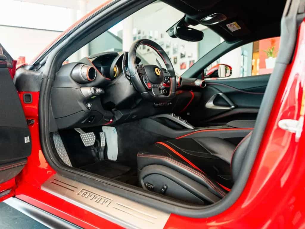 Ferrari 812 Superfast Rosso70Anni*JBL*Lift*Apple-Carplay 12/2020-photo-19