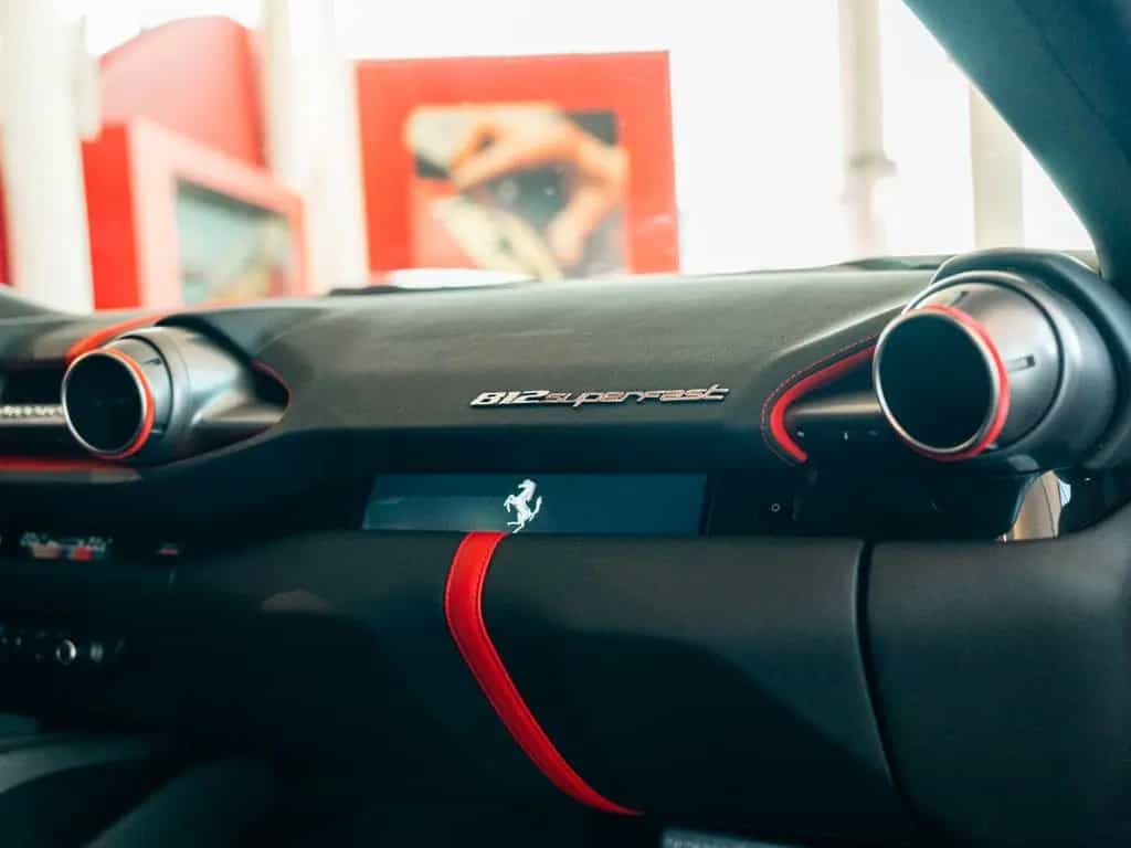 Ferrari 812 Superfast Rosso70Anni*JBL*Lift*Apple-Carplay 12/2020-photo-25