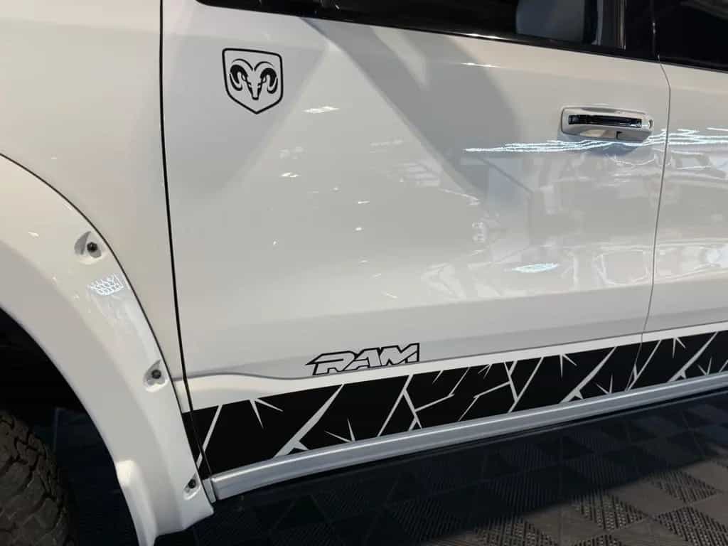 Dodge RAM 1500 5.7 LIMITED/SPORT/HK/PANO/LUFT/10Anniv. 04/2022-photo-15