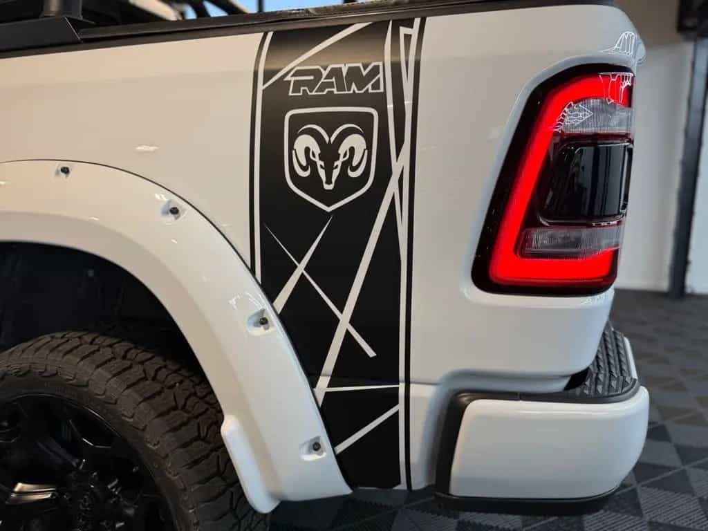 Dodge RAM 1500 5.7 LIMITED/SPORT/HK/PANO/LUFT/10Anniv. 04/2022-photo-16