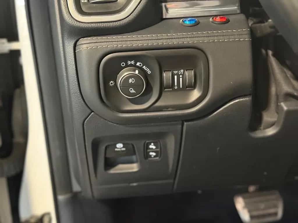 Dodge RAM 1500 5.7 LIMITED/SPORT/HK/PANO/LUFT/10Anniv. 04/2022-photo-30