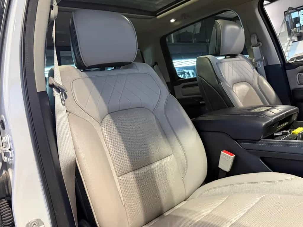 Dodge RAM 1500 5.7 LIMITED/SPORT/HK/PANO/LUFT/10Anniv. 04/2022-photo-36