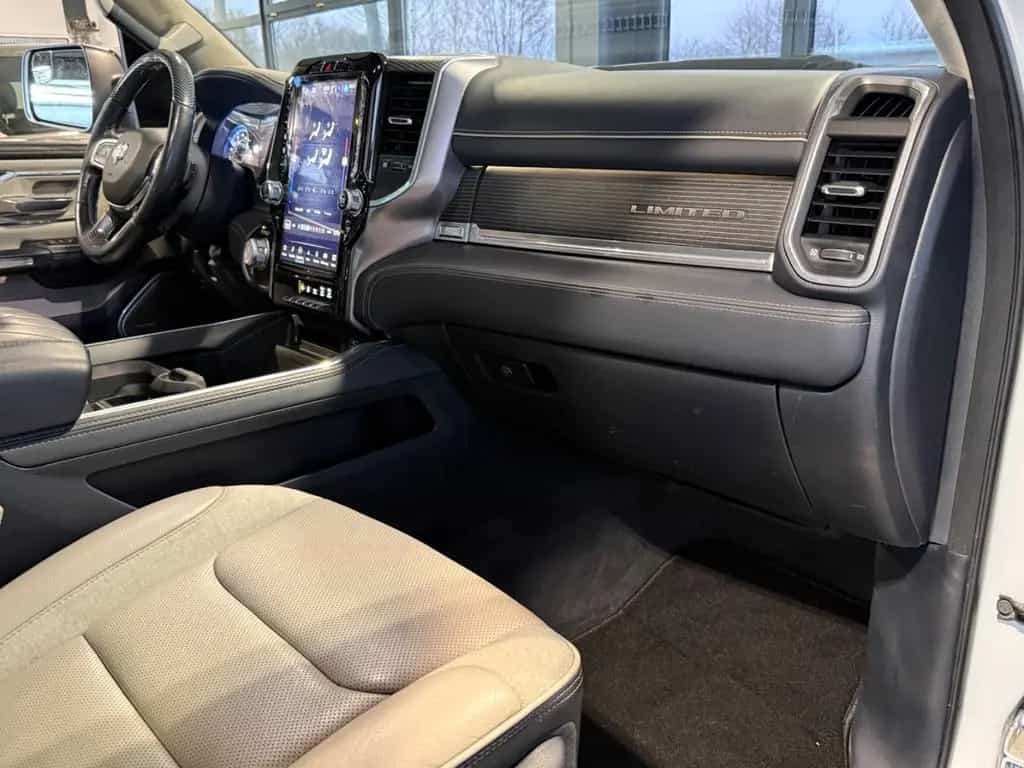 Dodge RAM 1500 5.7 LIMITED/SPORT/HK/PANO/LUFT/10Anniv. 04/2022-photo-37