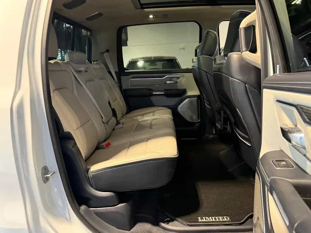Dodge RAM 1500 5.7 LIMITED/SPORT/HK/PANO/LUFT/10Anniv. 04/2022-photo-39