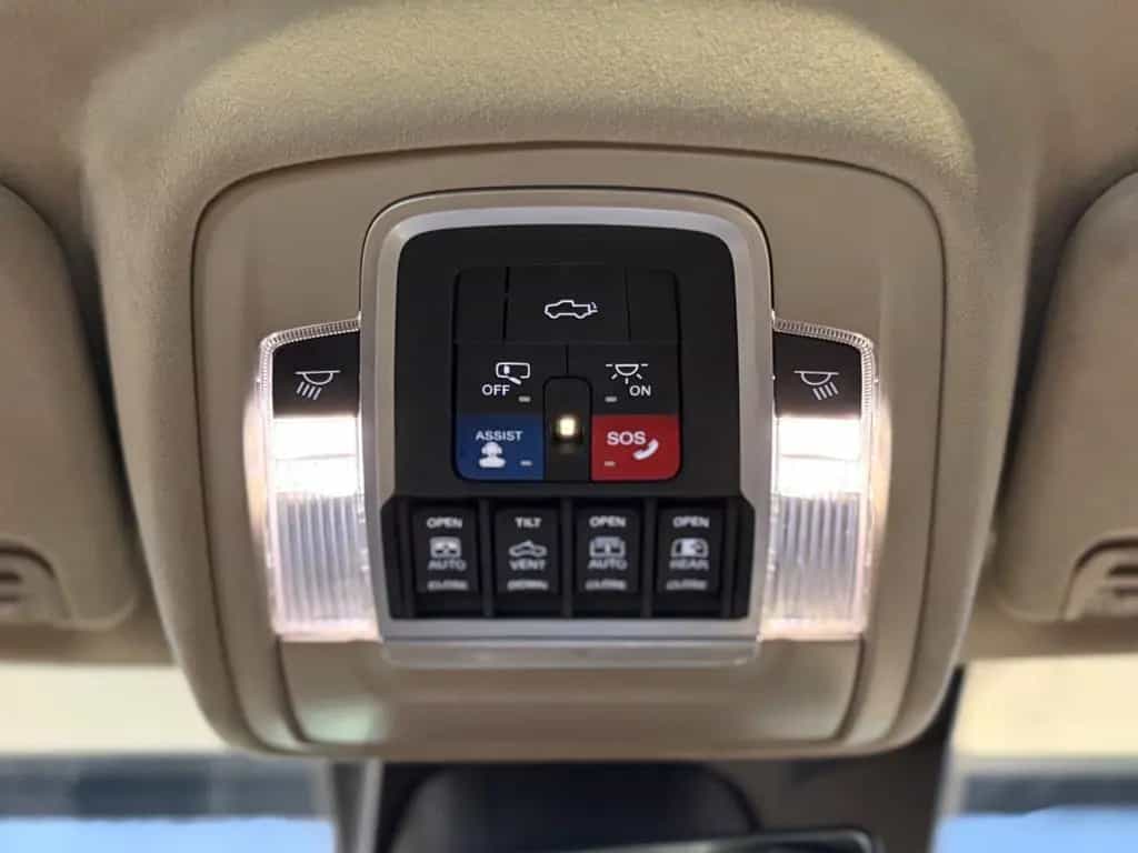 Dodge RAM 1500 5.7 LIMITED/SPORT/HK/PANO/LUFT/10Anniv. 04/2022-photo-48