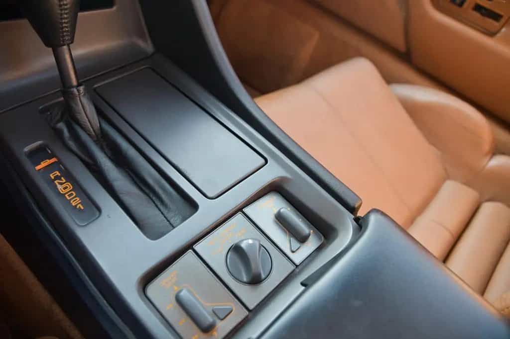 Corvette C4 Targa 5.7 V8 H-Kennzeichen Z07 09/1991-photo-10