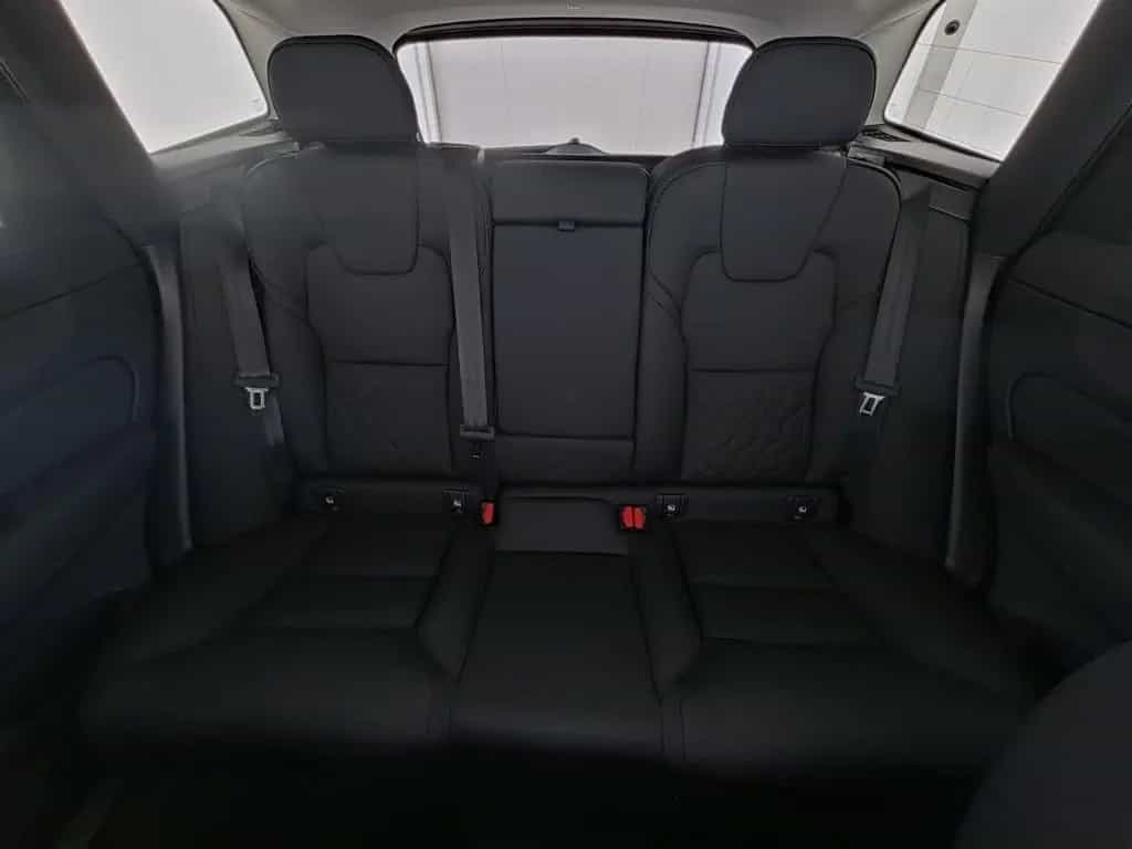Volvo XC60 FACELIFT Plus Dark AWD HUD Digitales Cockpi 07/2025-photo-12