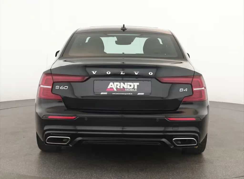 Volvo S60 B4 R-Design Xenium LED Pano Nav ACC STHZ 360 01/2022-photo-5