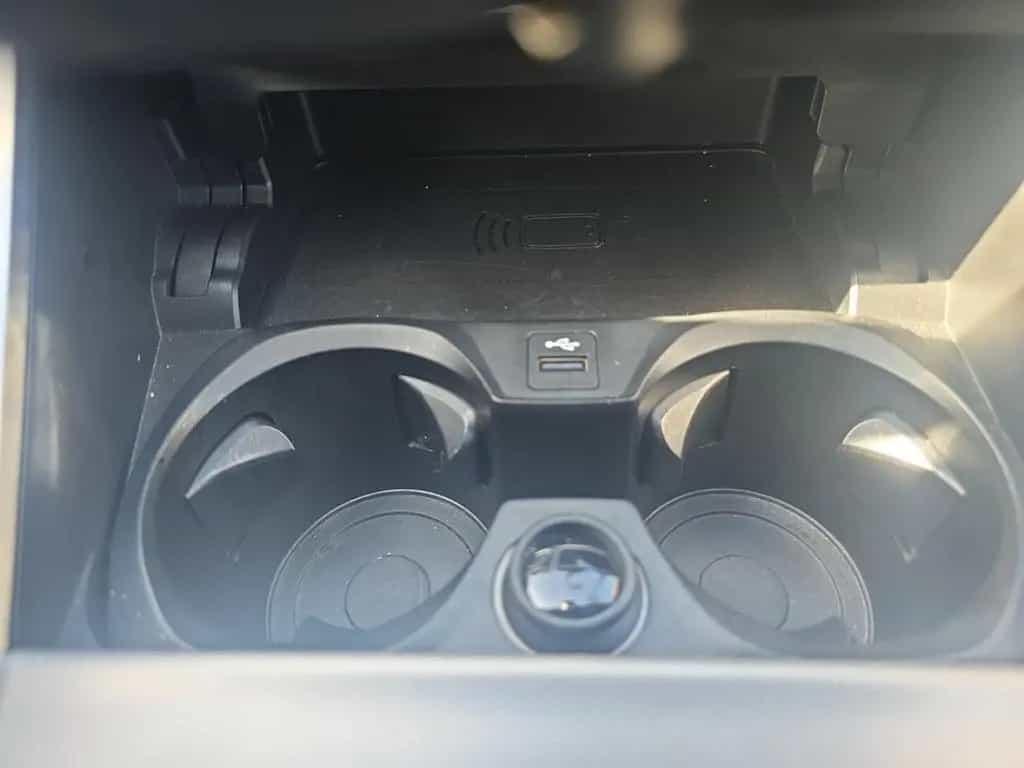 BMW 3 Series 320 i M Sport Shadow *Indiviudal*Pano*HUD*Keyles 06/2020-photo-26