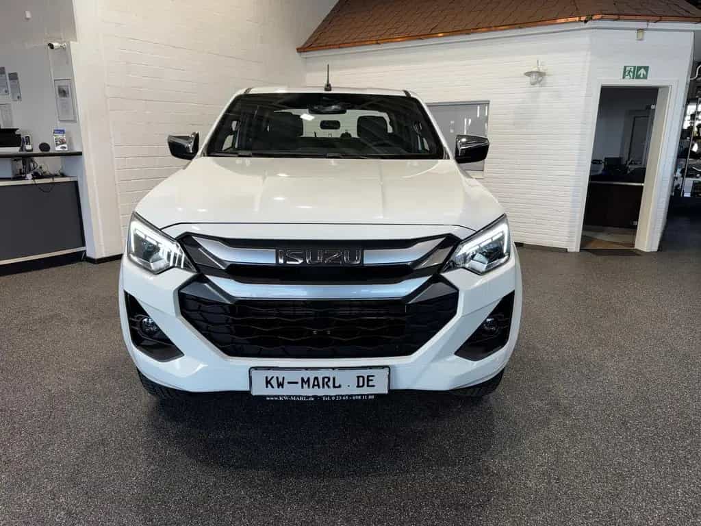 Isuzu D-Max Double Cab 4WD LSE LED ACC PDC KAMERA 11/2025-photo-1