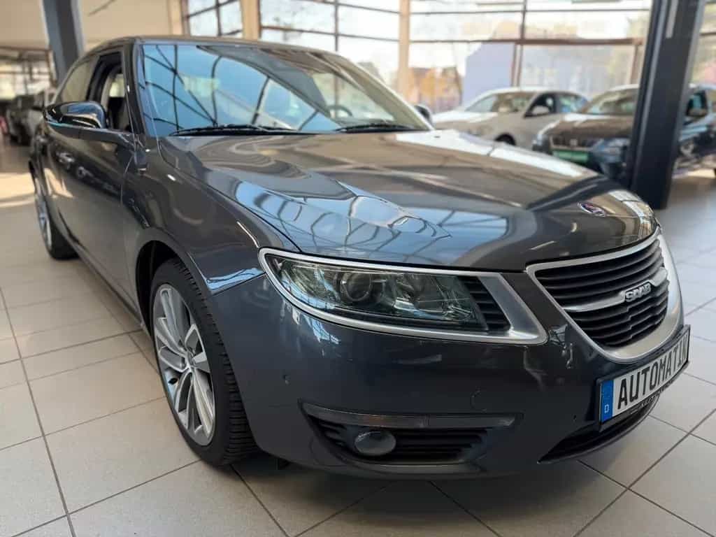 Saab 9-5 Lim.  Vector 08/2011-photo-2