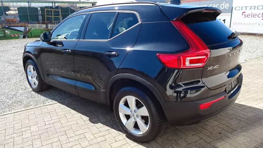 Volvo XC40 T3 Momentum Core 07/2020-photo-1