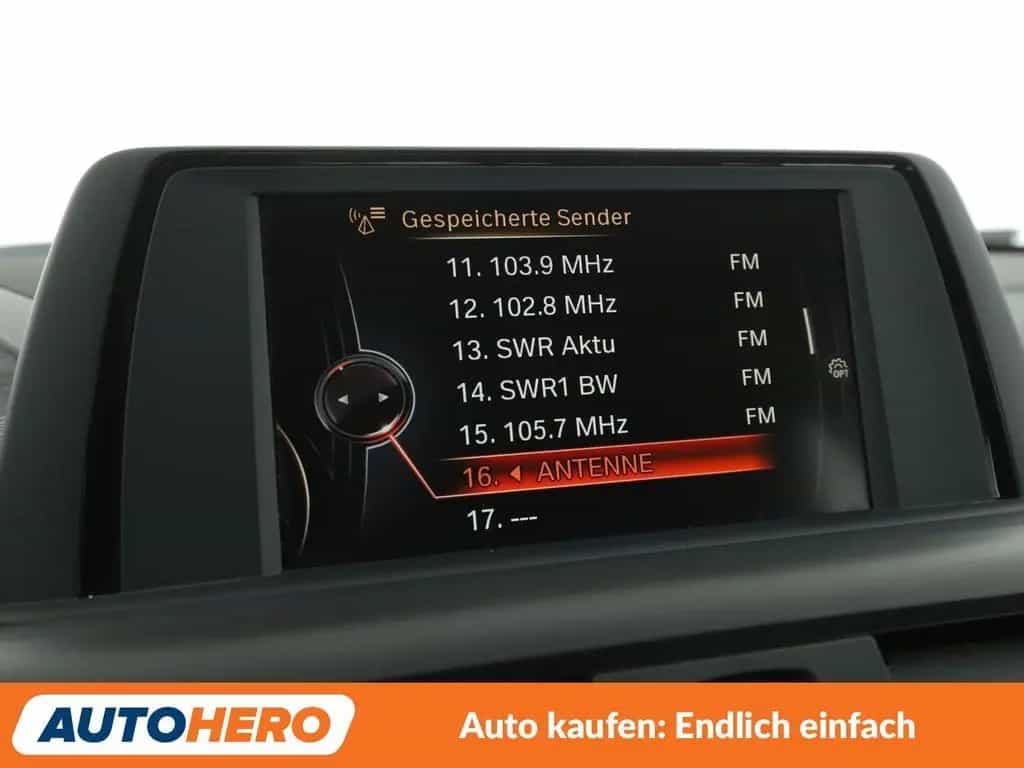 BMW 1 Series 118i Sport Line Aut.*LED*TEMPO*PDC*SHZ*KLIMA* 07/2016-photo-19