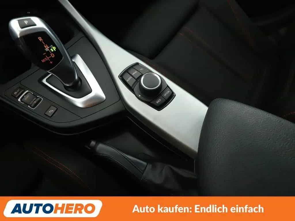 BMW 1 Series 118i Sport Line Aut.*LED*TEMPO*PDC*SHZ*KLIMA* 07/2016-photo-21